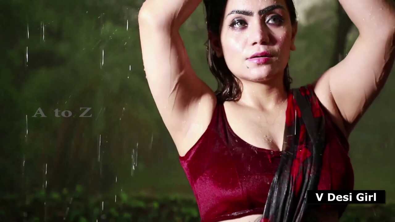 Navel Saree Fashion V Desi Girl Hot Photoshoot Video 2021
