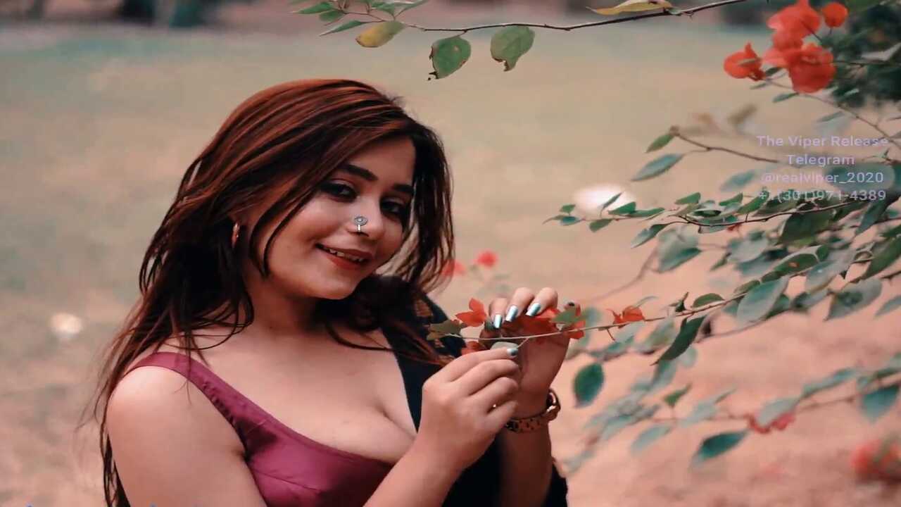 Rimpi Saree PhotoShoot by Naari Magazine Hot Sexy Video